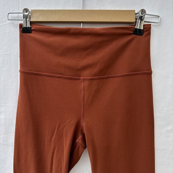 Athleta Ultra High Rise Elation 7/8 Tight Legging Activewear Mahogany Womens XS - Picture 4 of 10